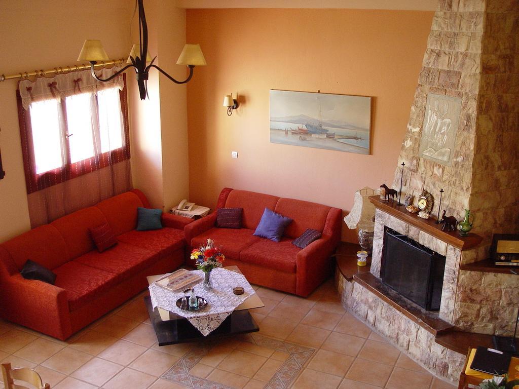 Εlegant Villa Liakos Pigi  Exterior photo